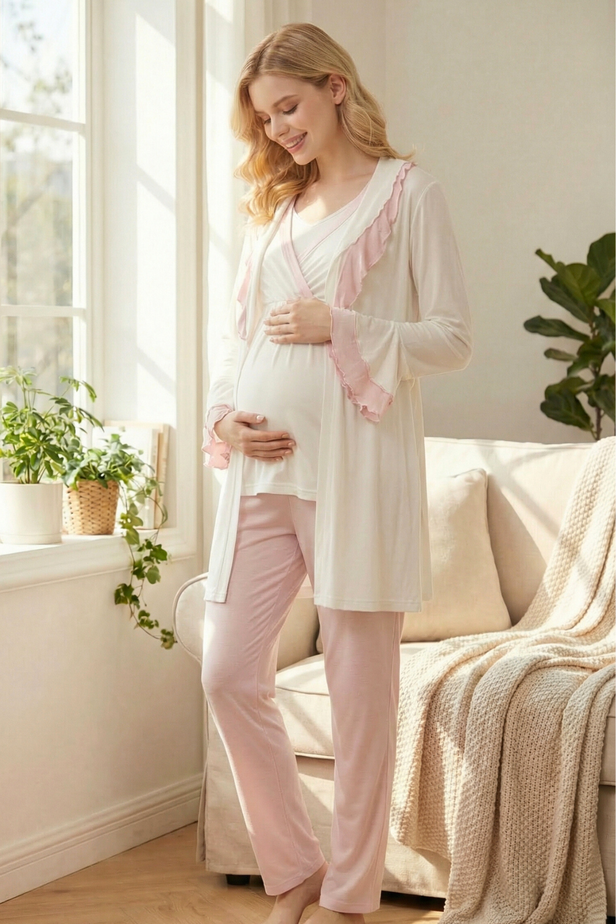 Yeni Sezon Fırfır Yakalı Pembe Detay Sabahlıklı Kruvaze Pijama Takımı-2012