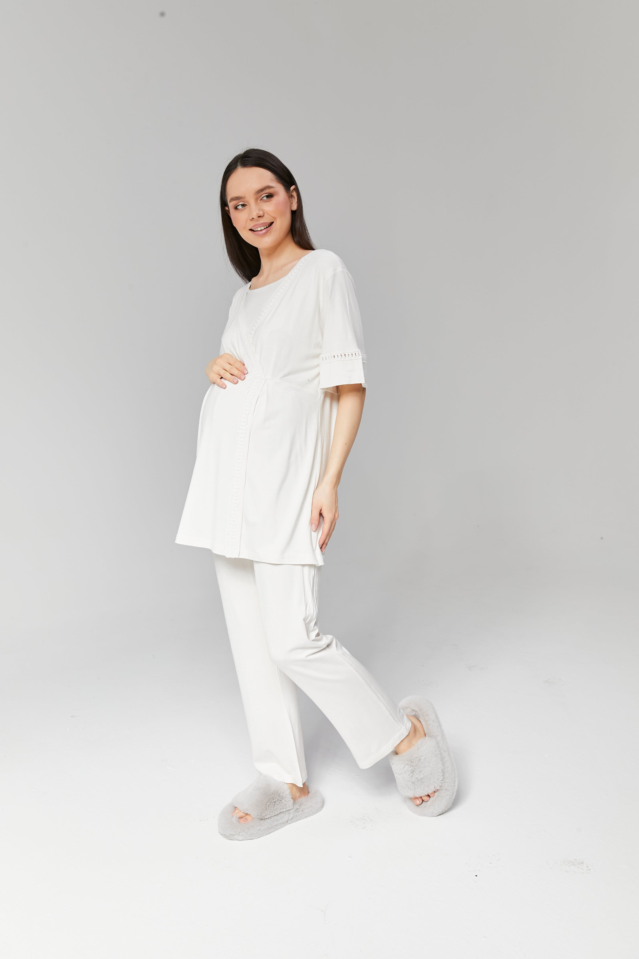 Ekru Şerit Dantel Detaylı Sabahlıklı Kruvaze Lohusa Pijama Takımı 519