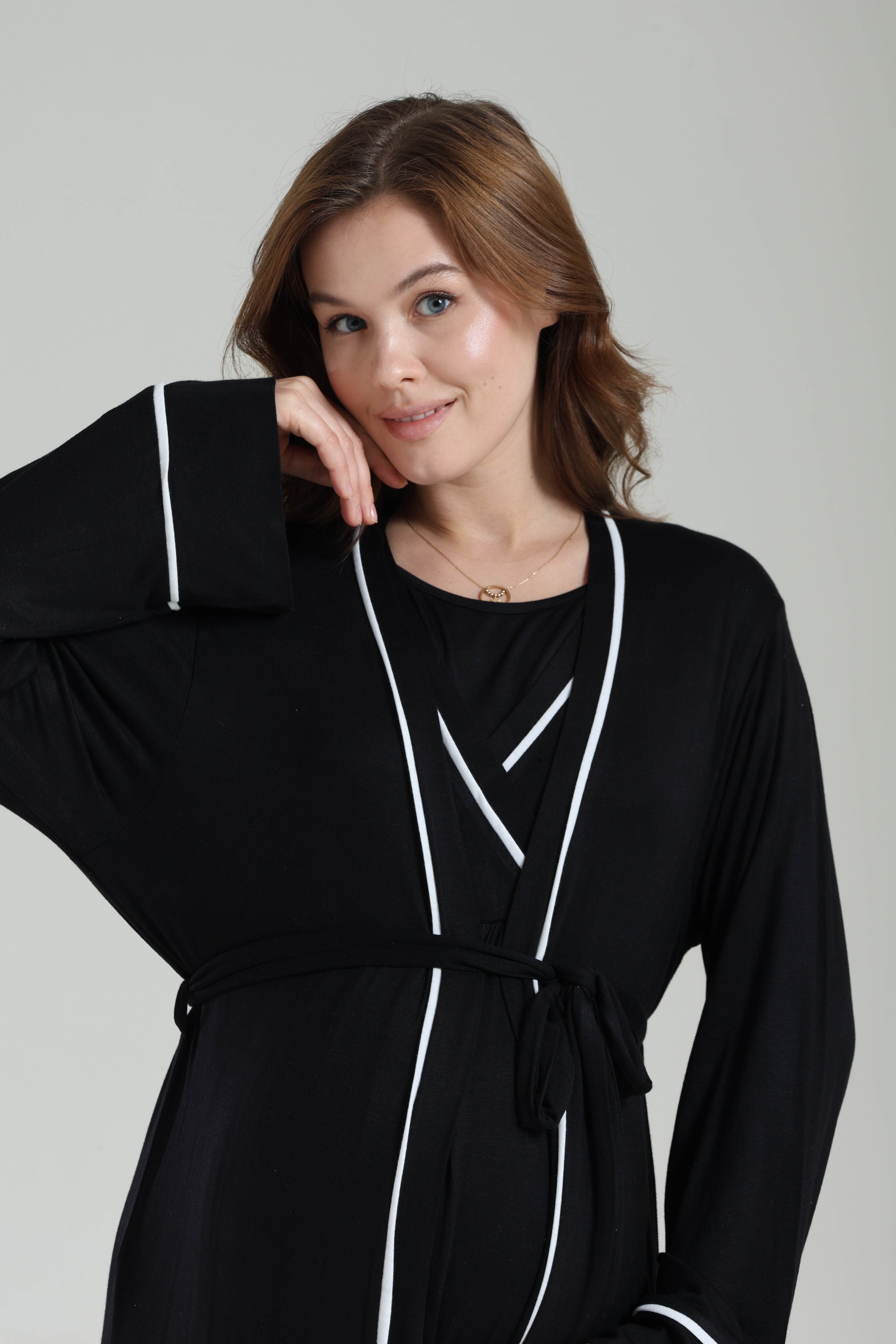 Uzun Kollu Siyah Biyeli Kruvaze Sabahlıklı Lohusa Gecelik Takımı - 1041