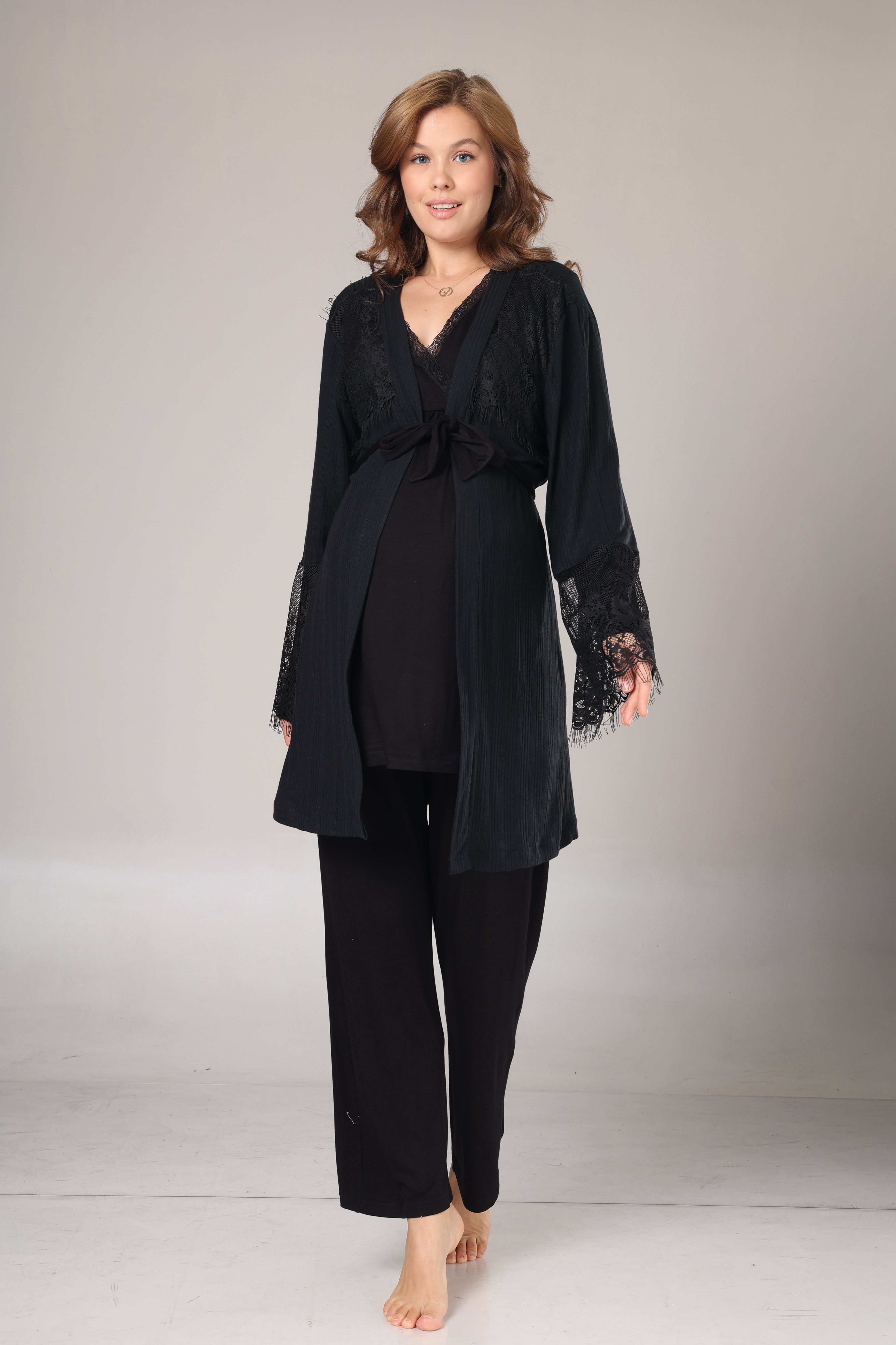 Kışlık Siyah Fitilli Dantel Detaylı Sabahlıklı Lohusa Pijama Takımı-1022