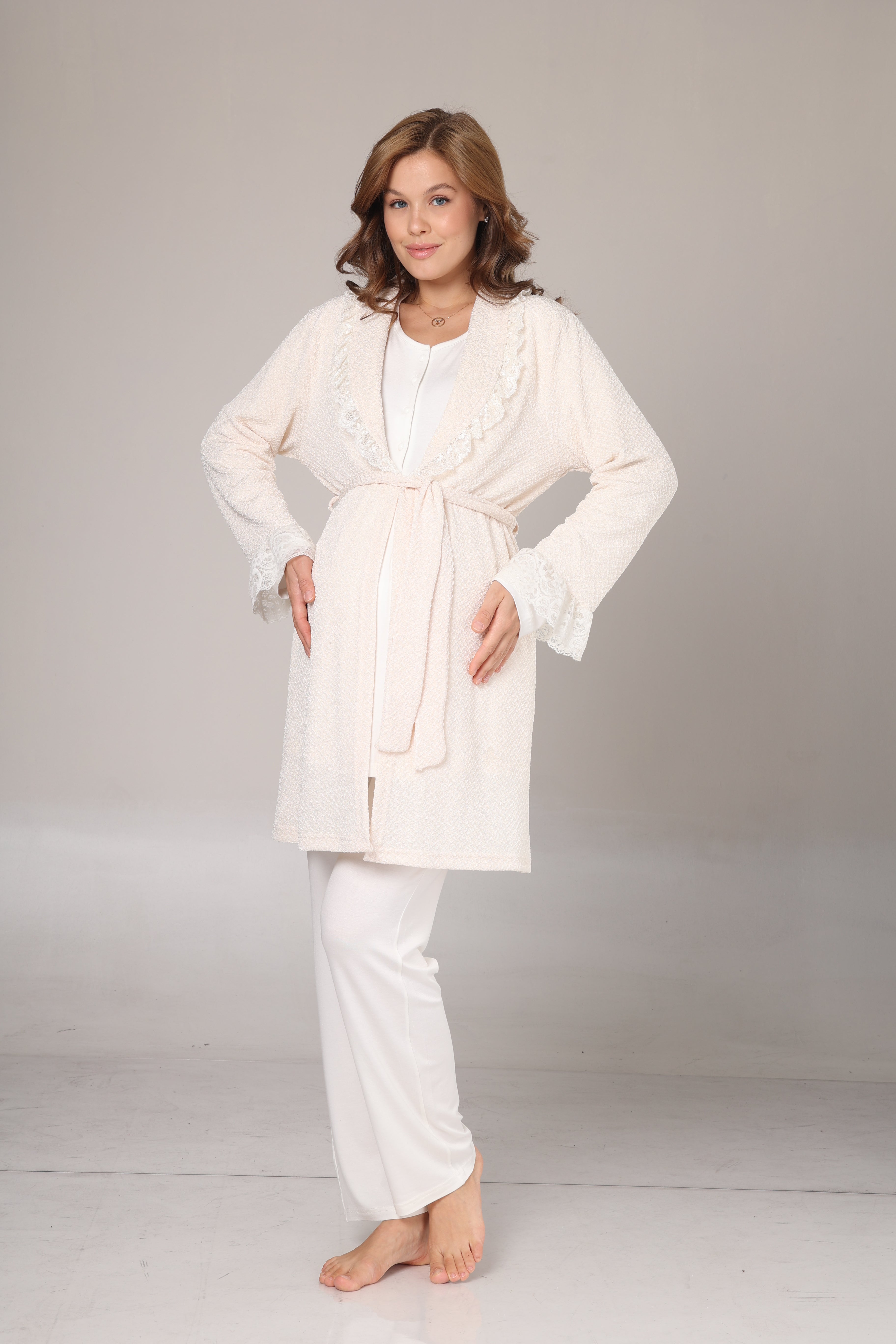 Krem Fırfır Yakalı Kışlık Sabahlıklı Lohusa Pijama Takımı 1010